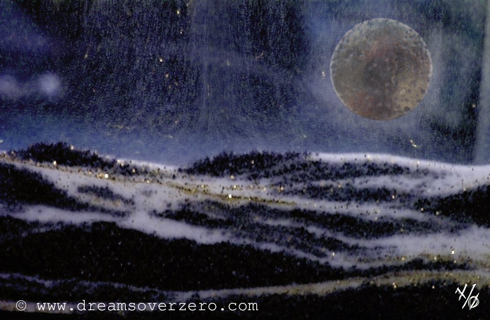 moon-landscape_doz.jpg