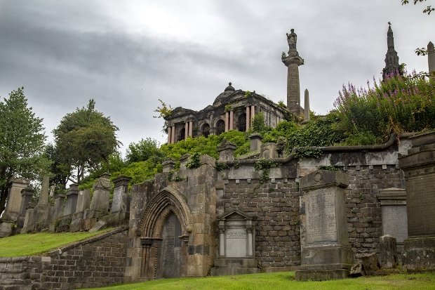 glasgow-necropolis-scotland-LST269302.jpg